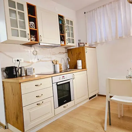 Apartma Tul Appartement *